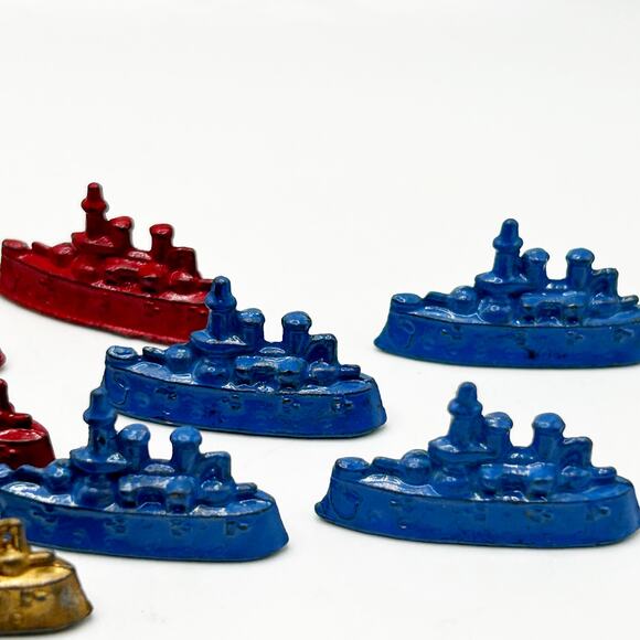 VNTG Cast Metal Miniature Battle Ship Game Pieces / Cracker Jack Prize Lot of 15 - Picture 4 of 6
